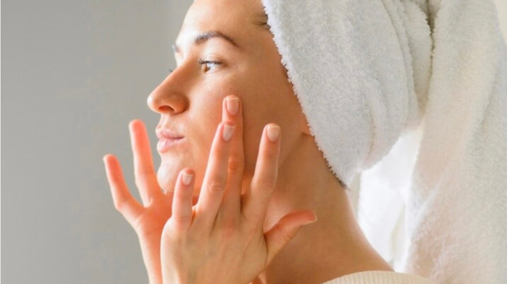 Rotina de skincare: o que é, como começar e produtos essenciais